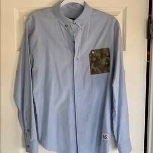 Large Akomplice Shirt